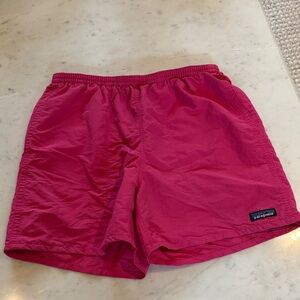 Men’s pink Patagonia swim shorts⭐️